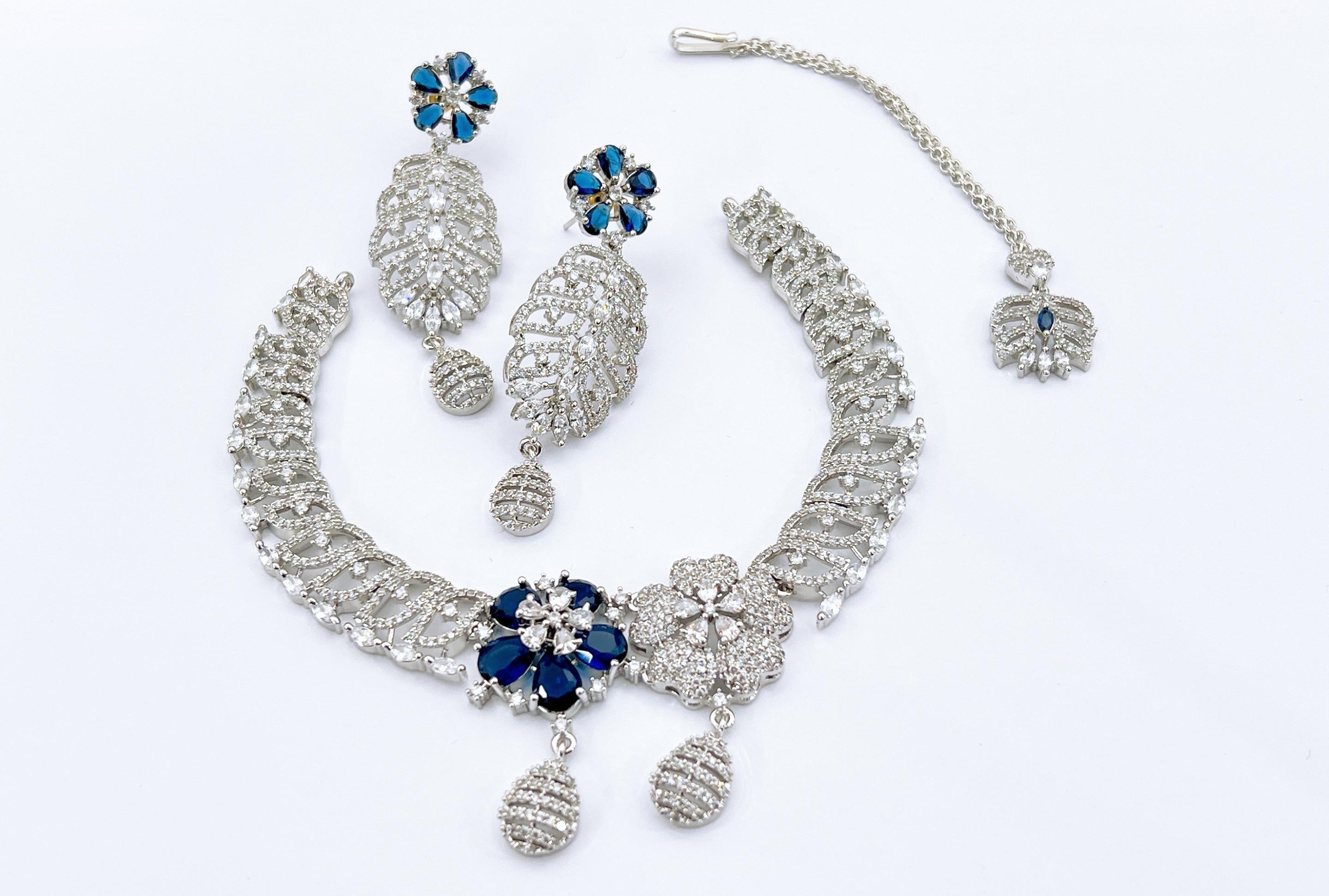 Necklace Set