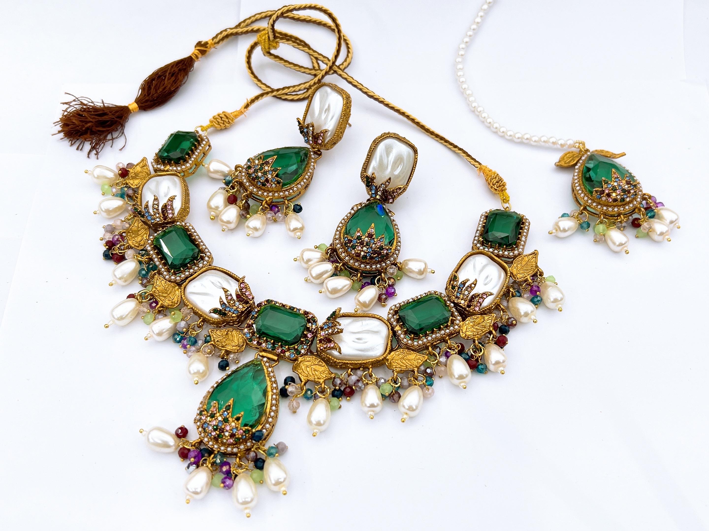 Necklace Set