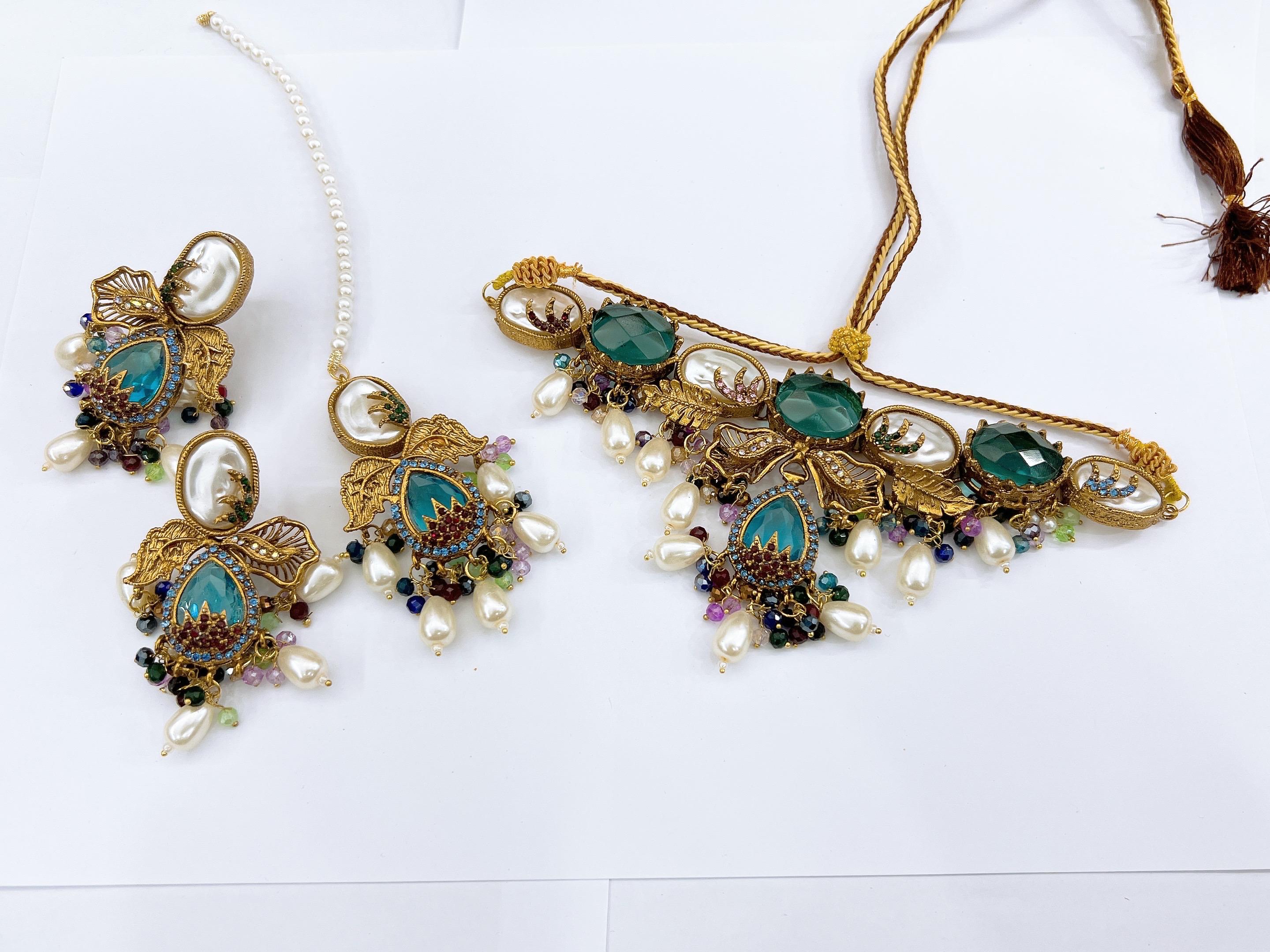 Choker Set