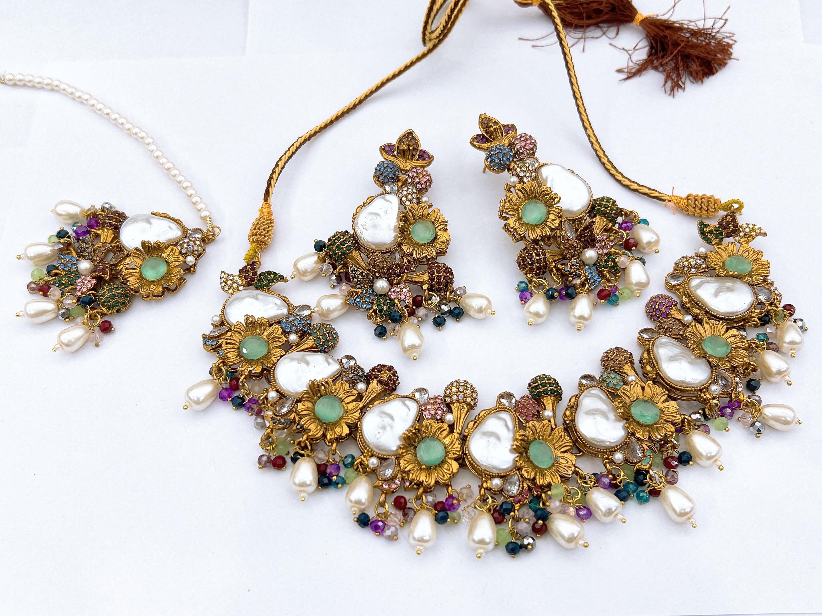 Necklace Set