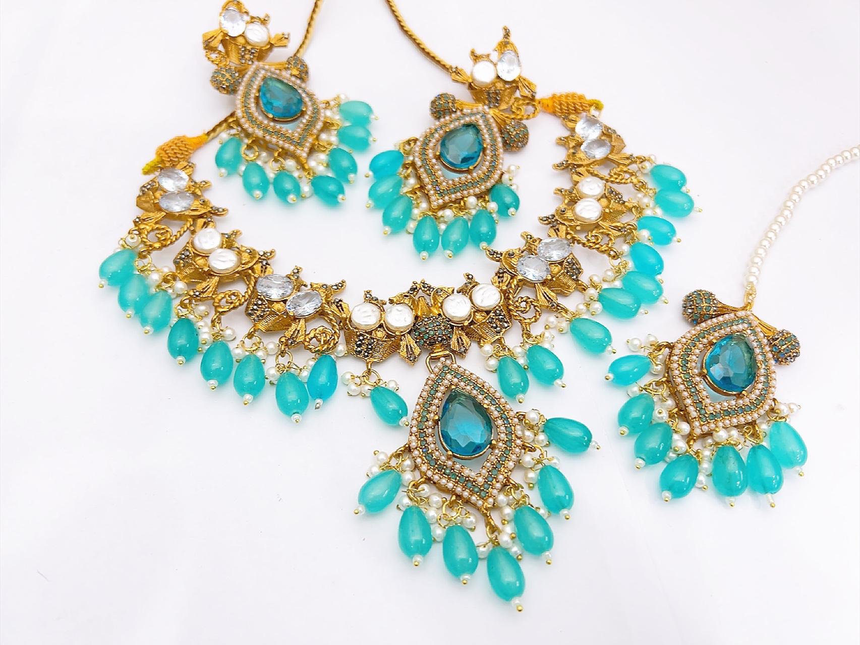 Necklace Set