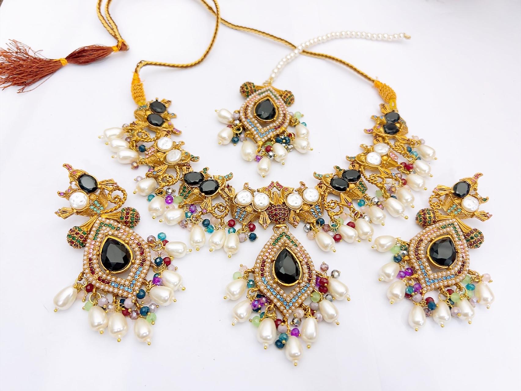 Necklace Set