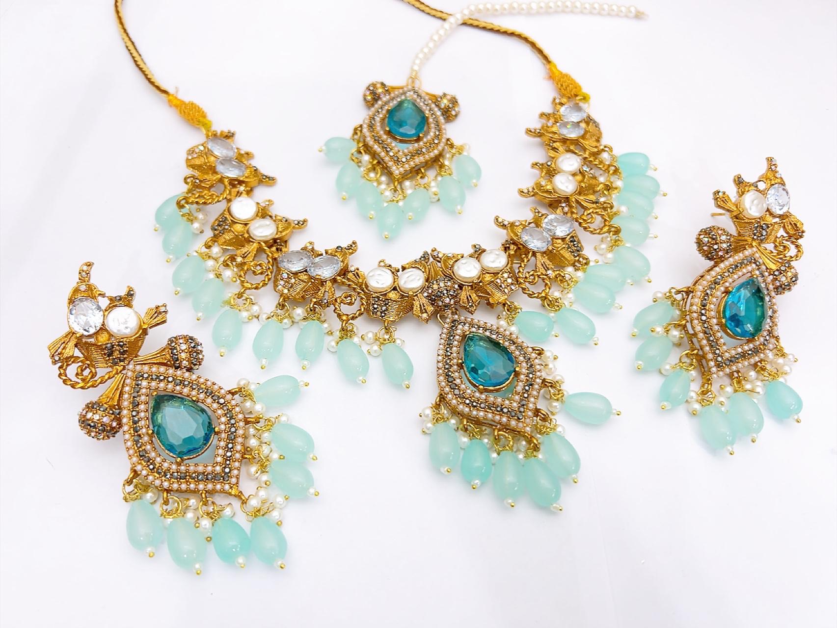 Necklace Set