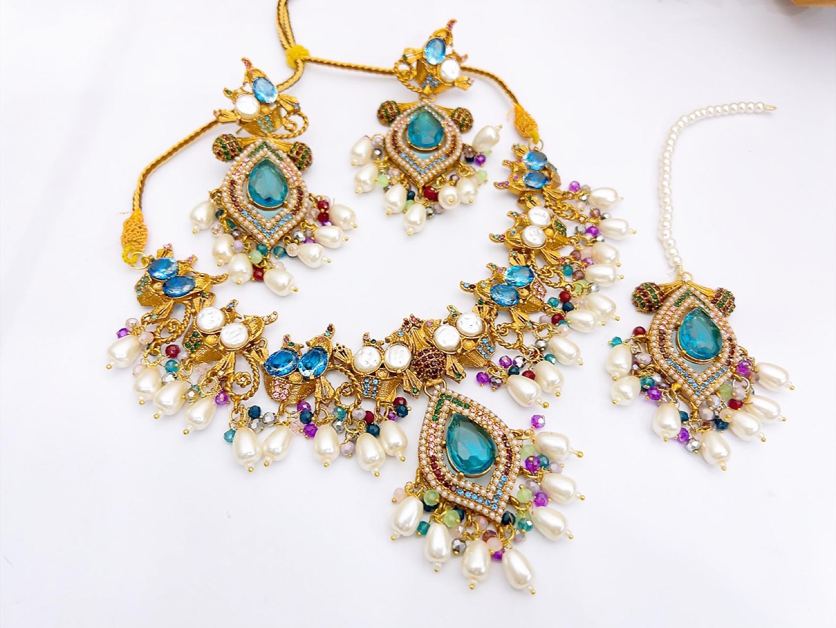 Necklace Set