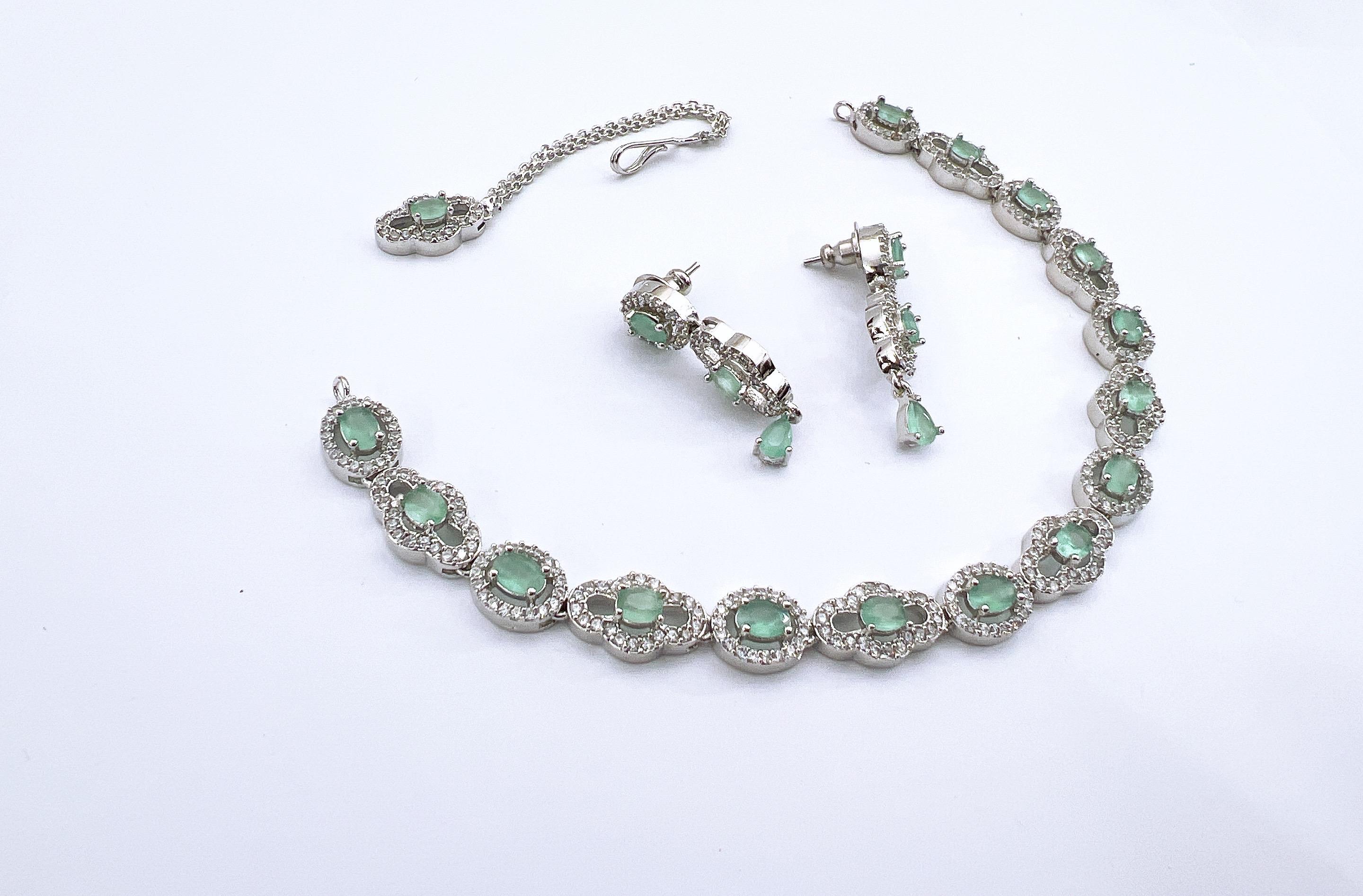 Necklace Set