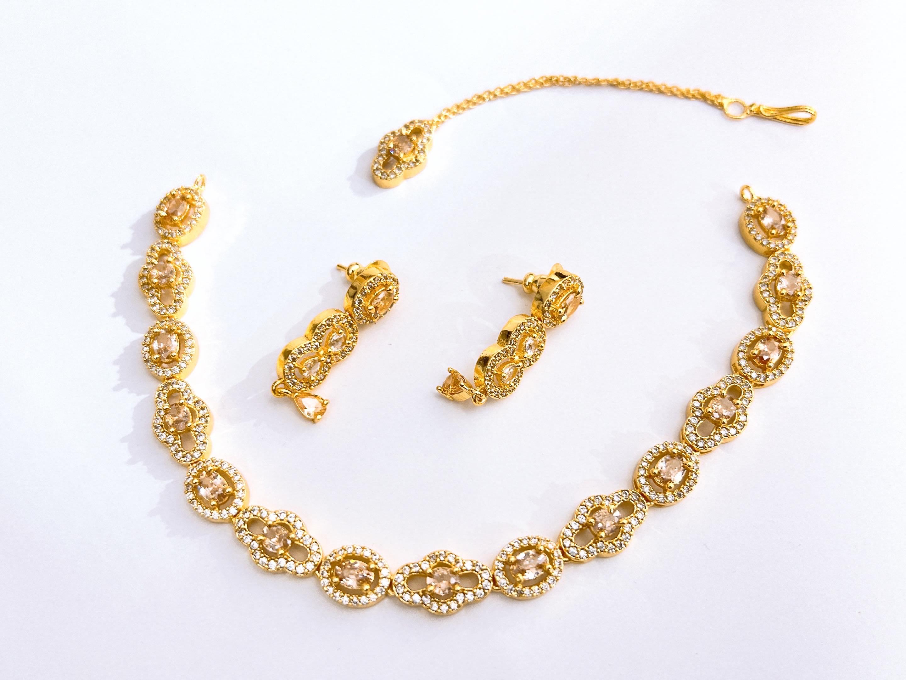 Necklace Set
