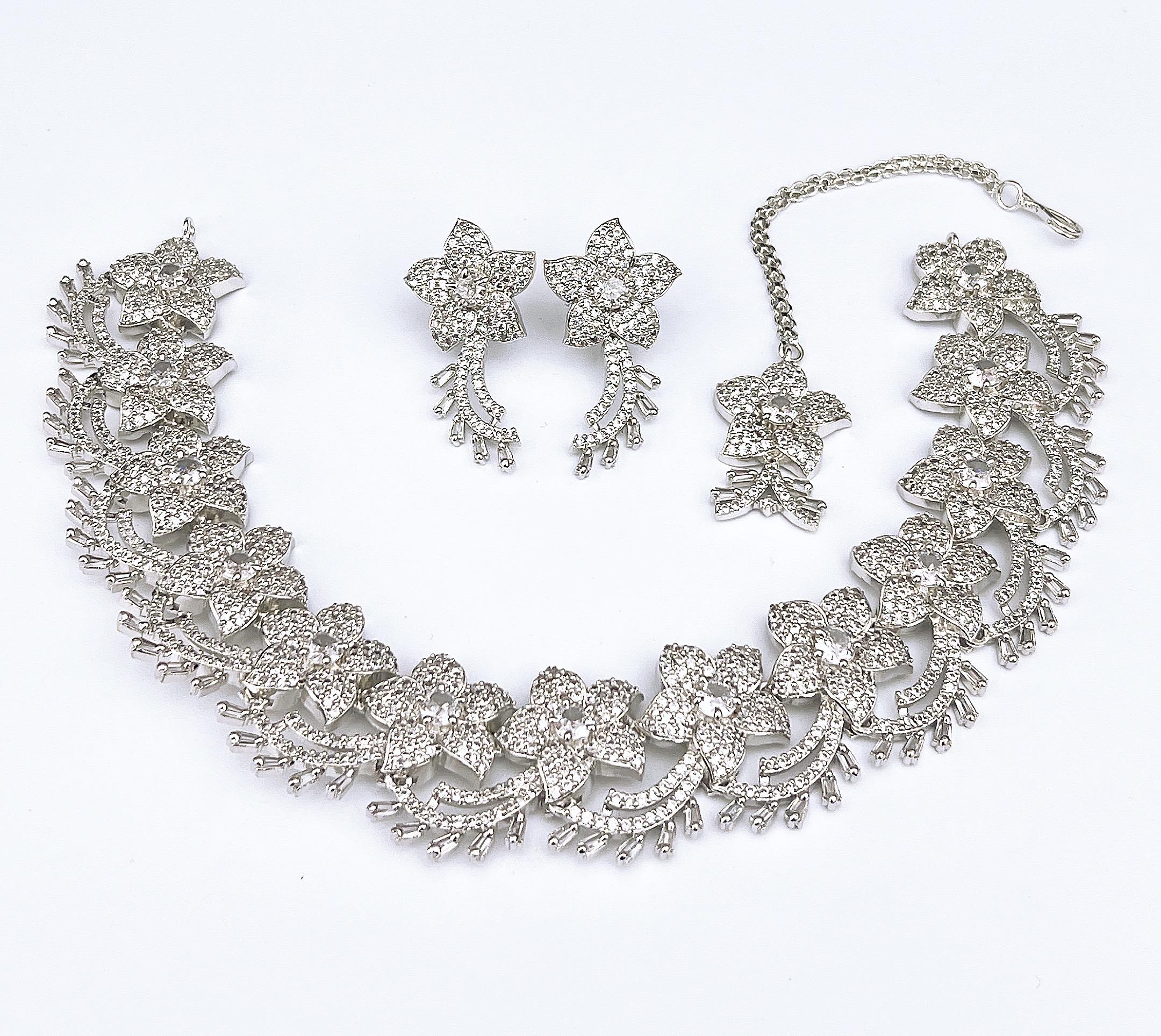 Necklace Set