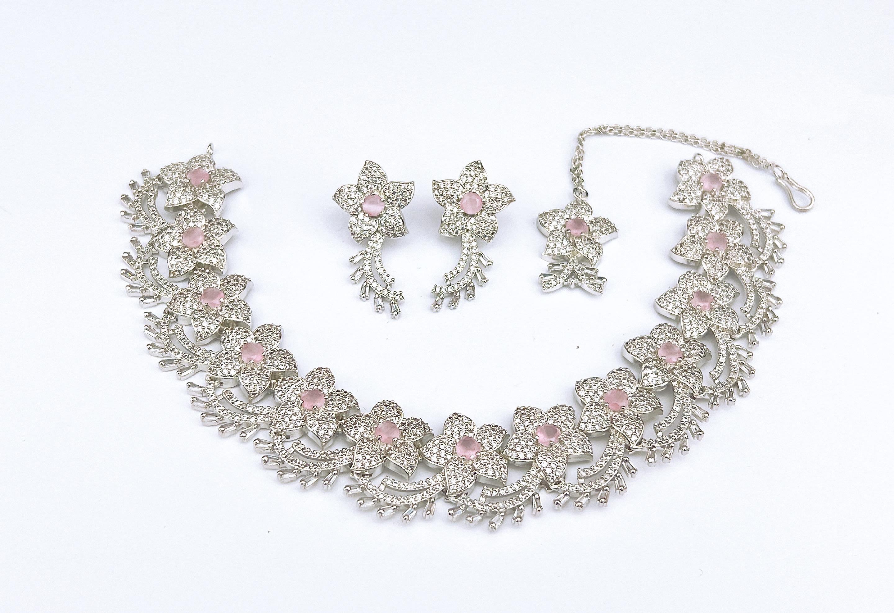 Necklace Set
