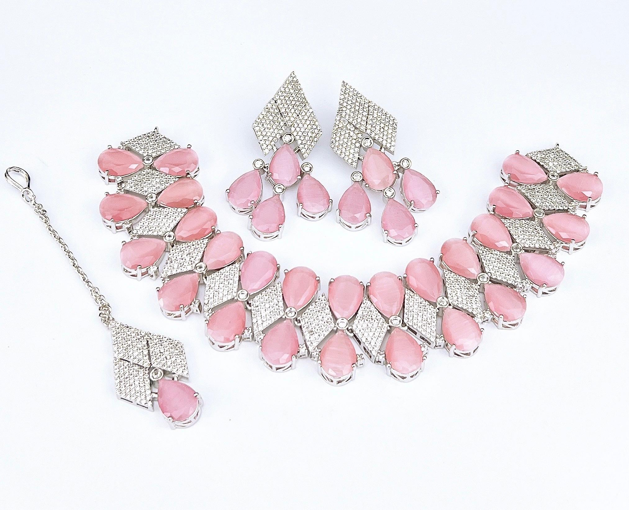 Necklace Set
