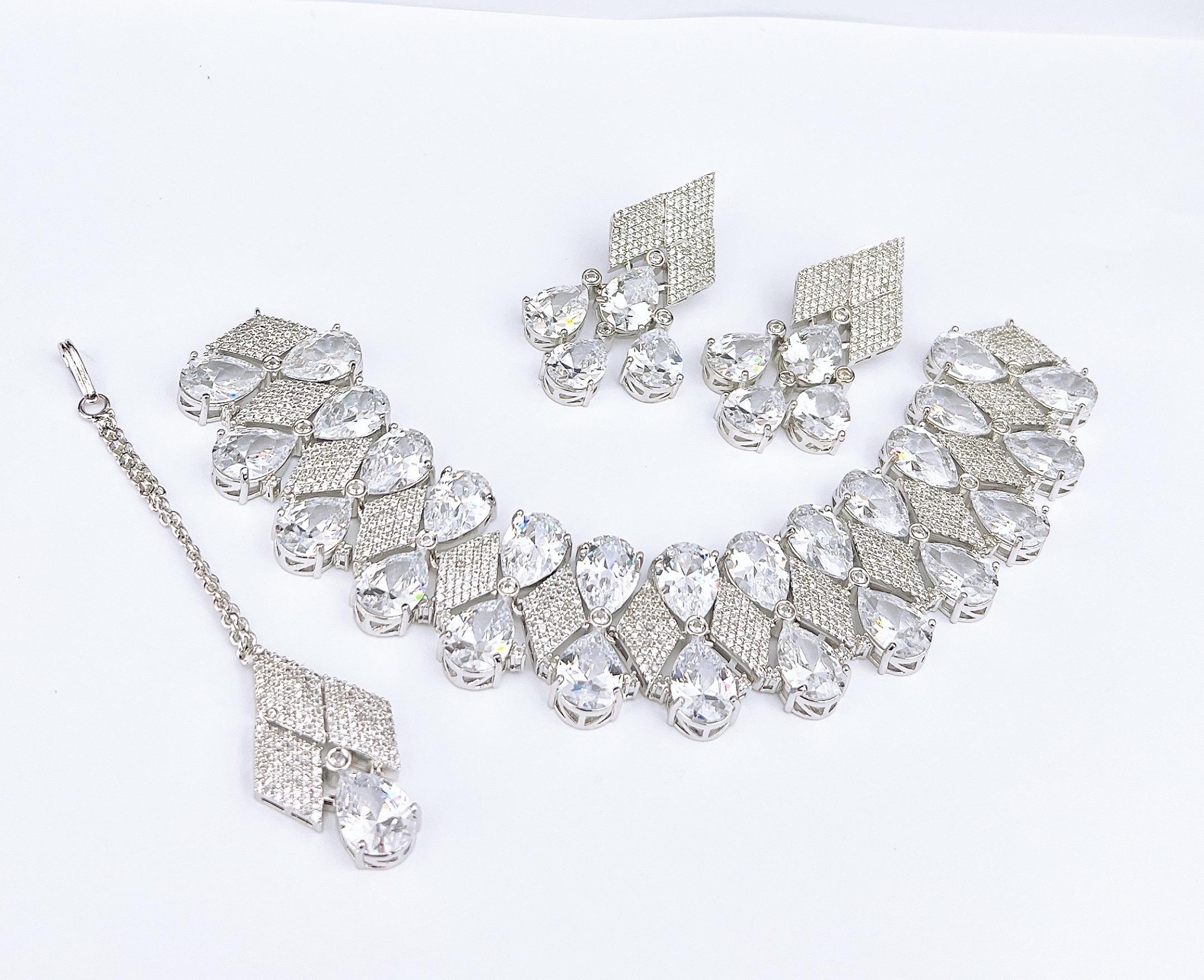 Necklace Set