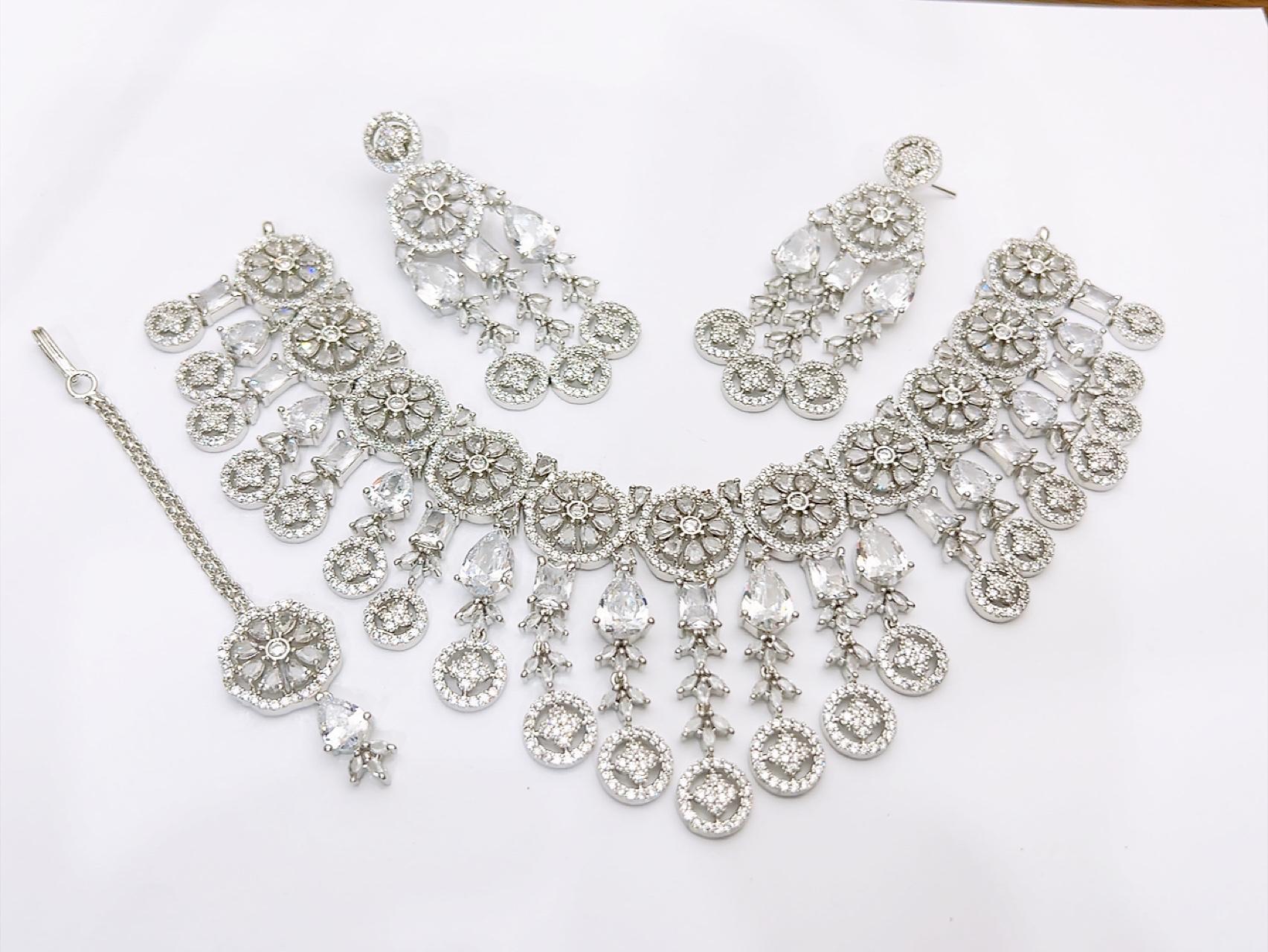Necklace Set