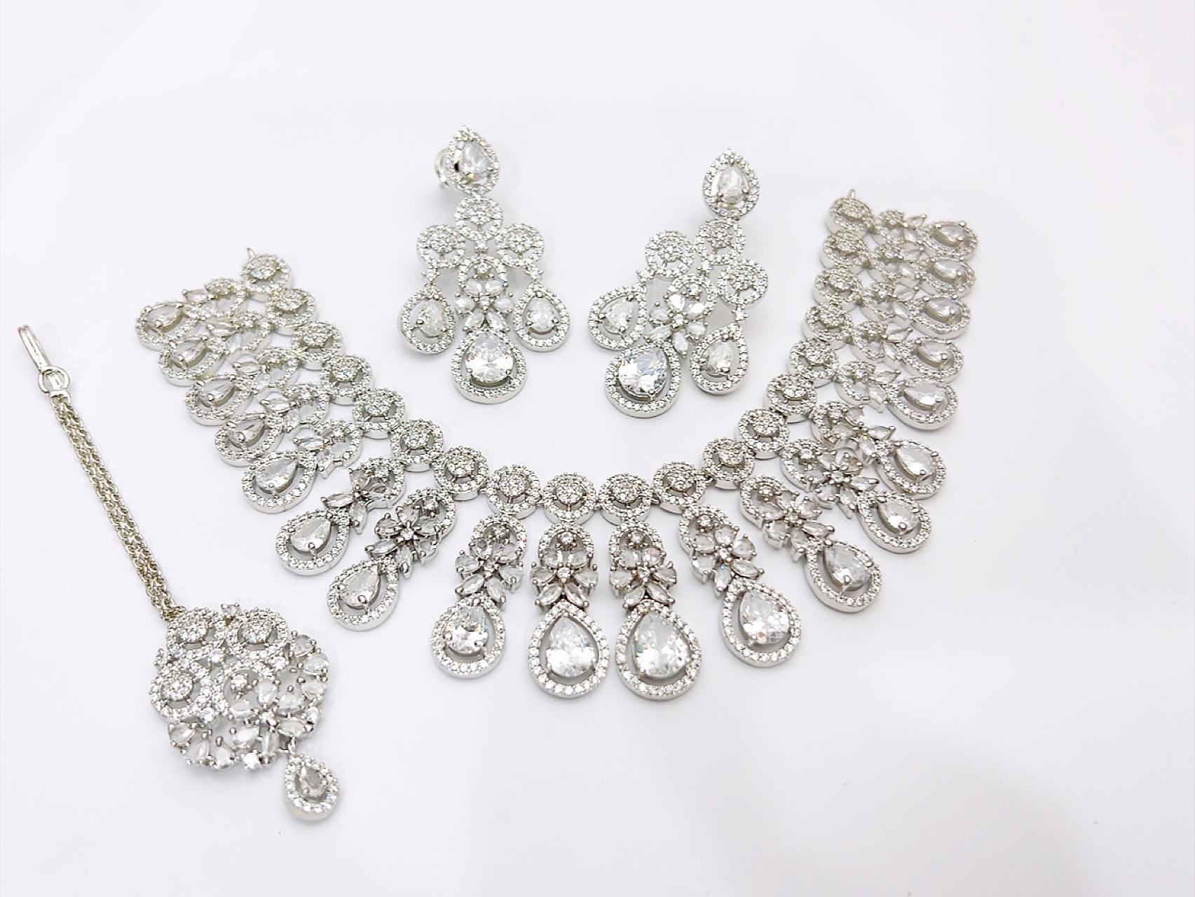 Necklace Set