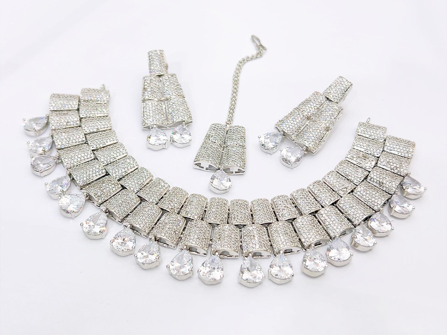 Necklace Set