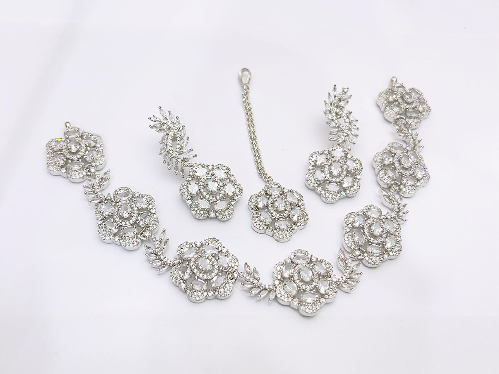 Necklace Set
