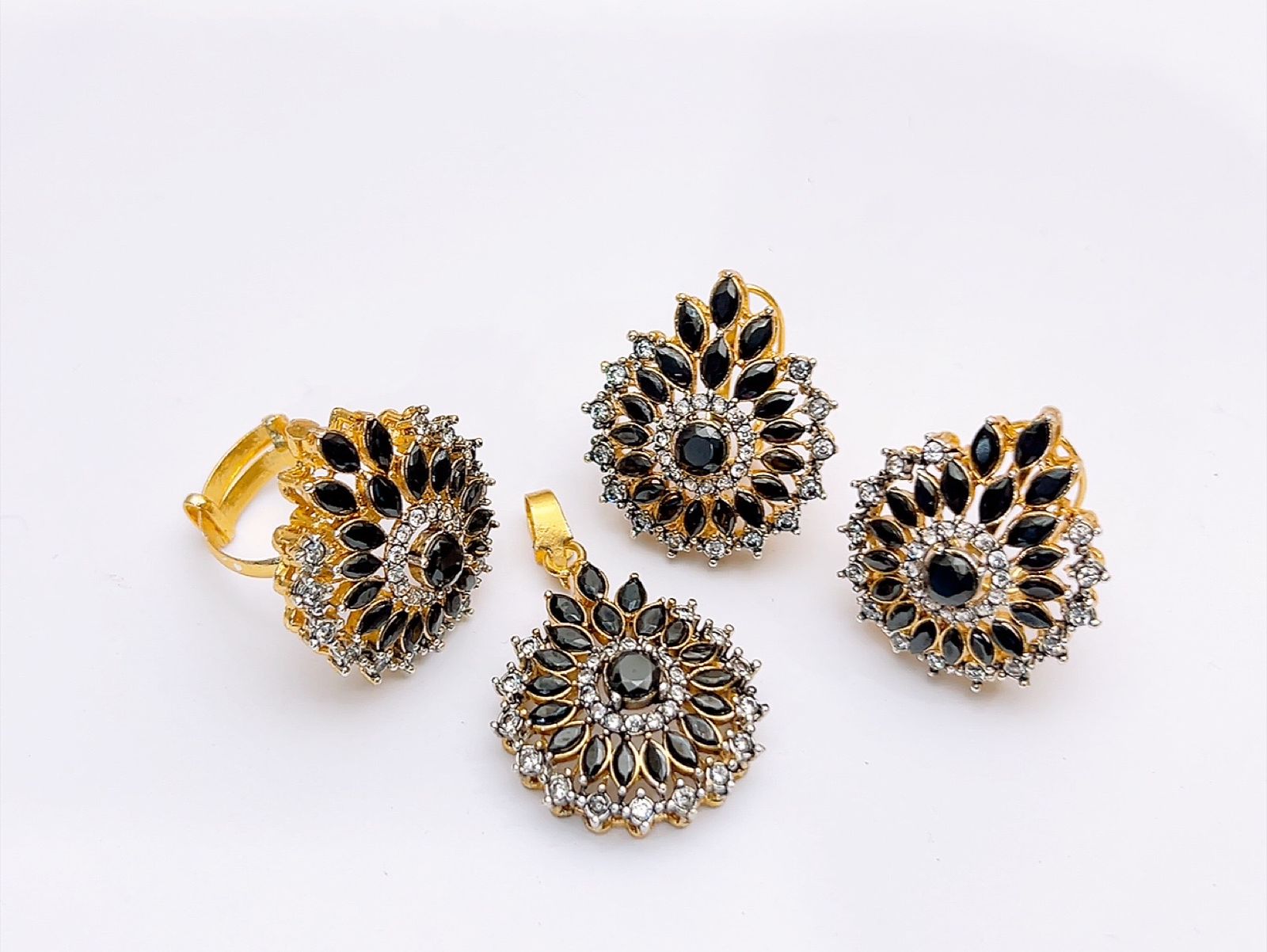Locket Sets