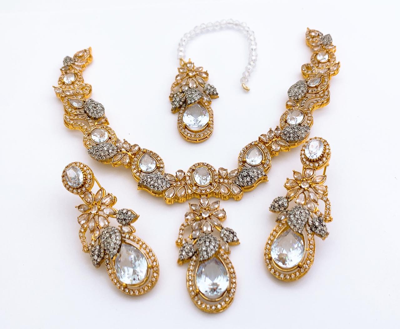 Necklece Set