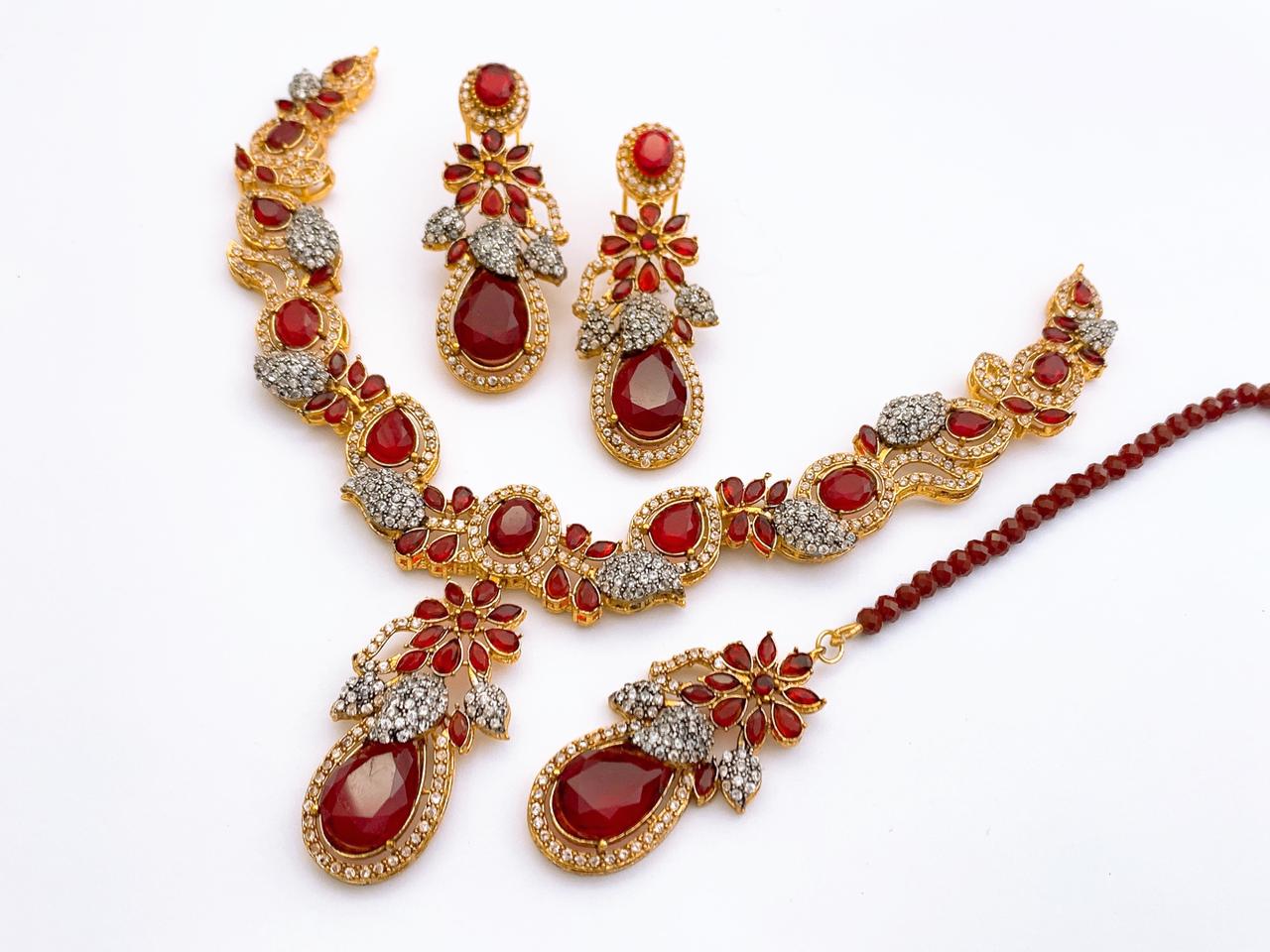 Necklece Set