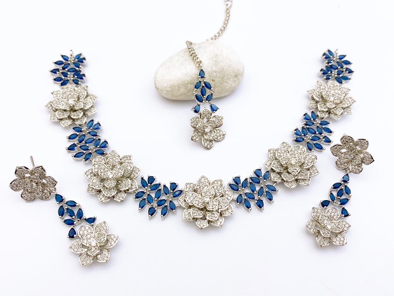 Necklece Set
