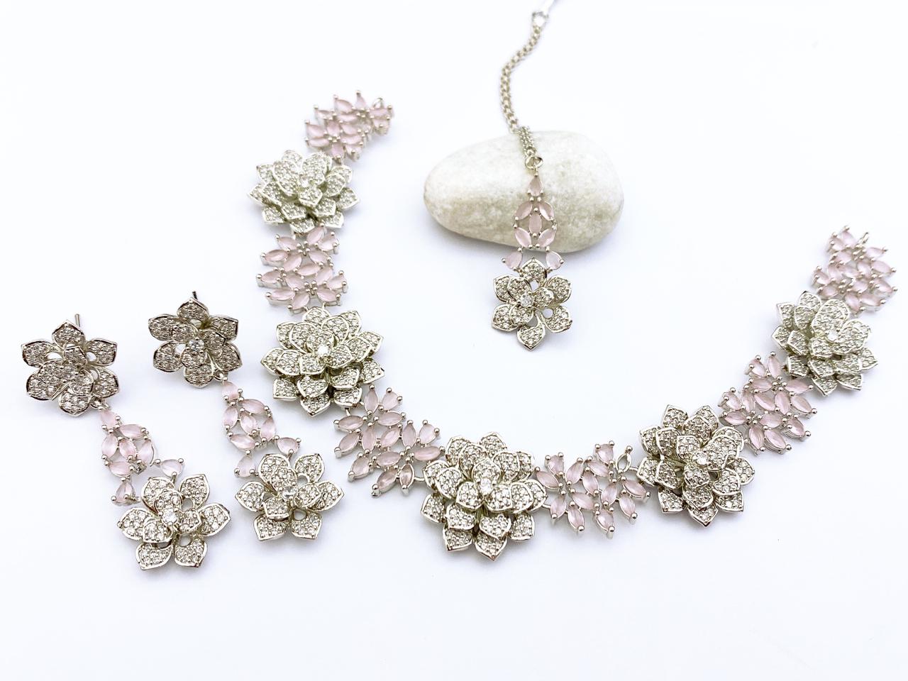 Necklece Set
