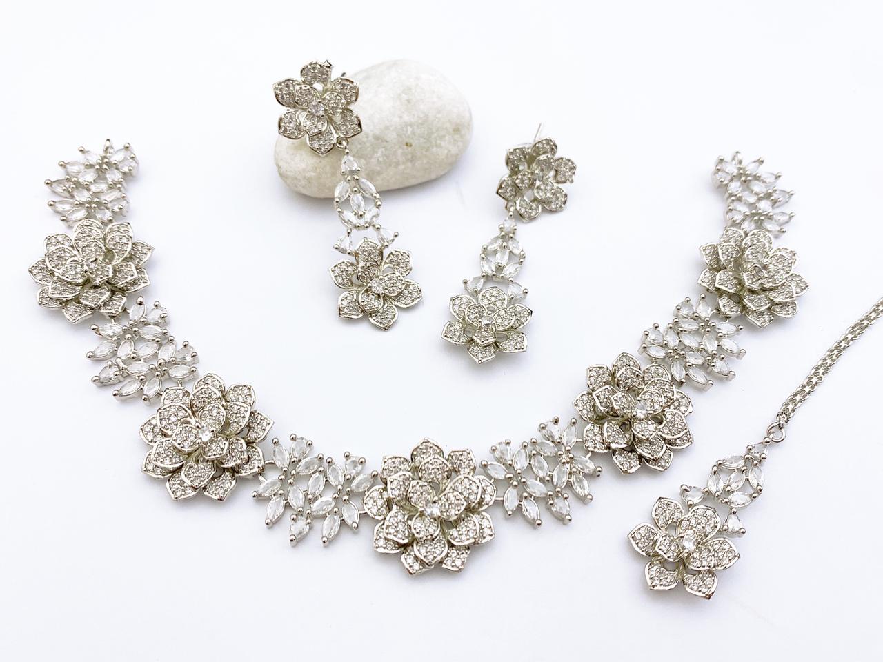 Necklece Set