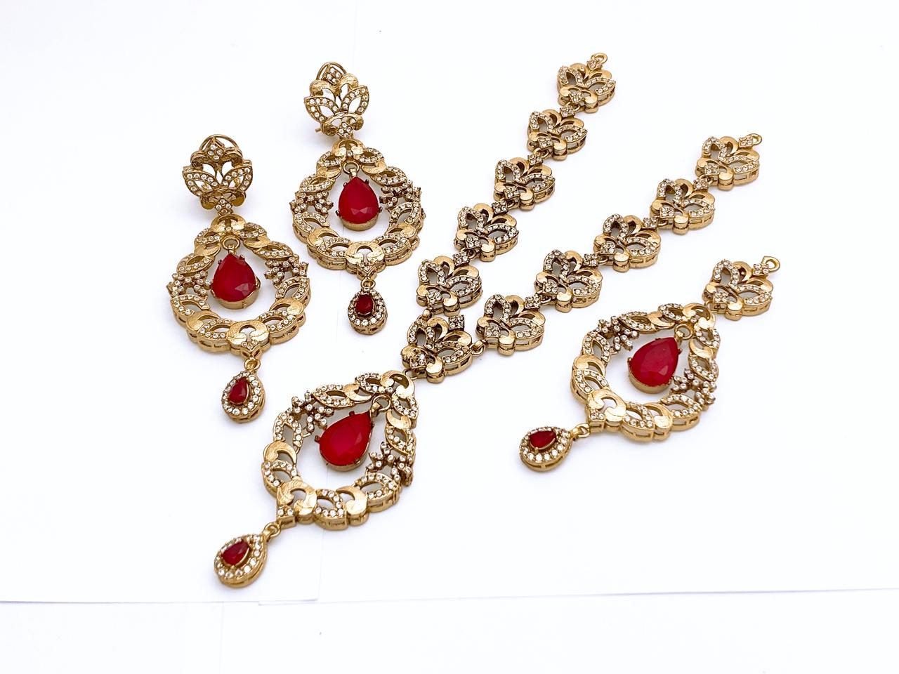 NECKLECE SET