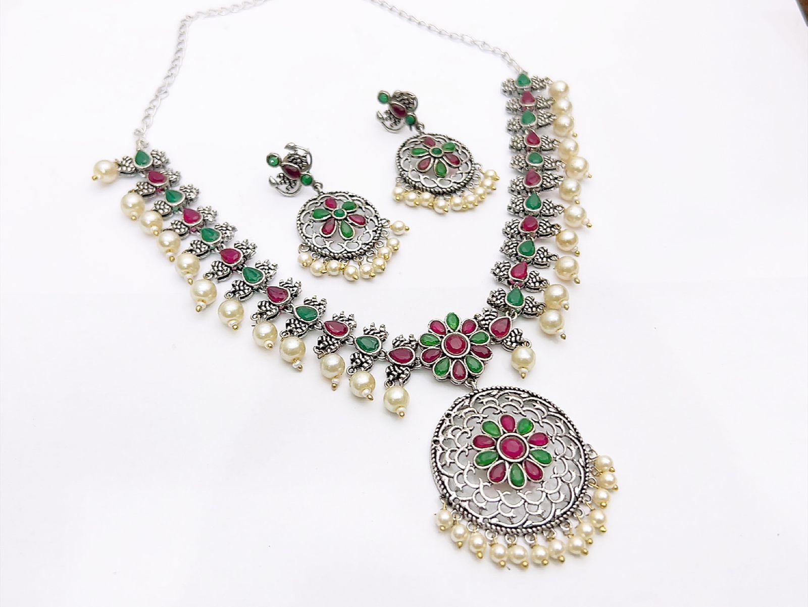 NECKLECE SET