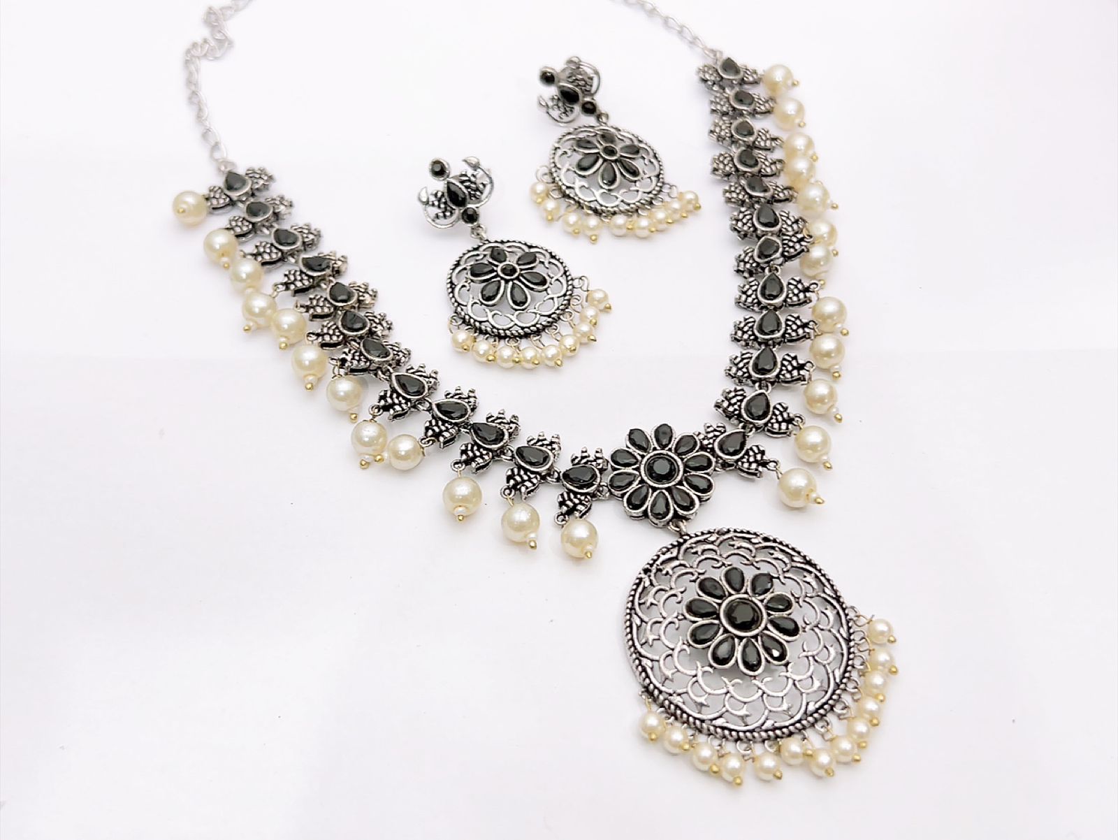 NECKLECE SET