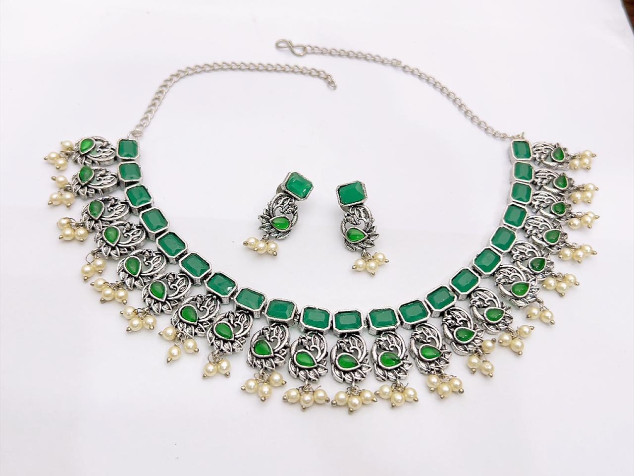 NECKLECE SET