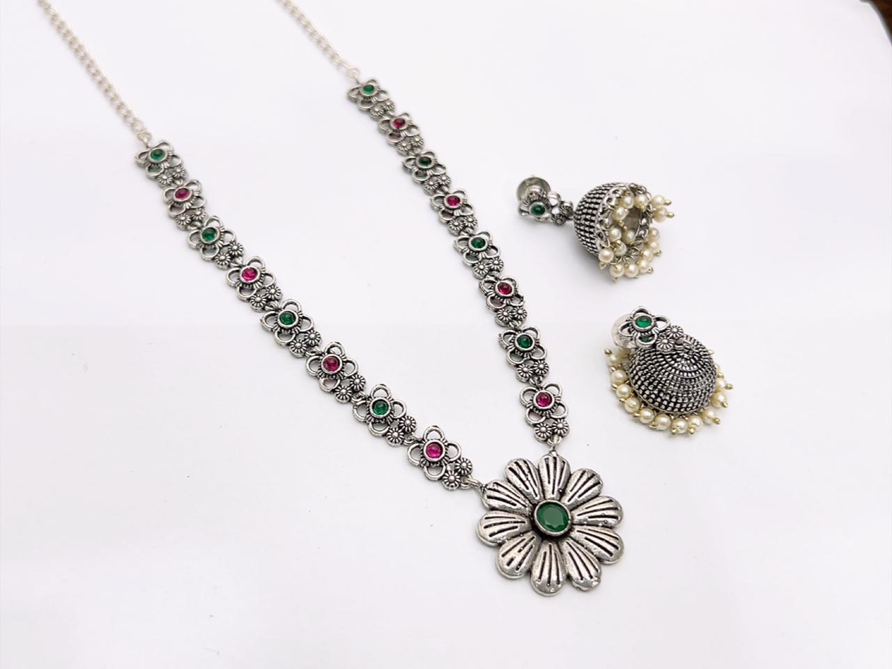 NECKLECE SET