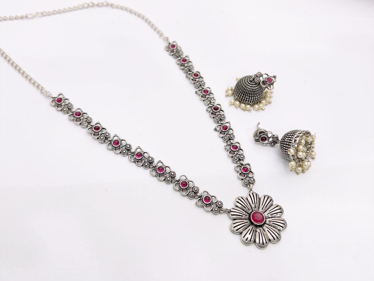 NECKLECE SET
