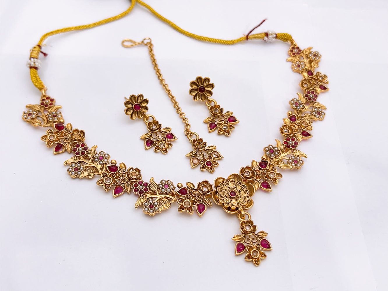 Necklace Set