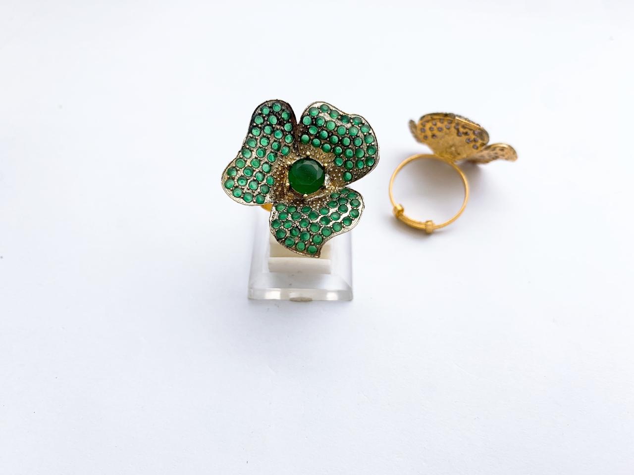 Ring