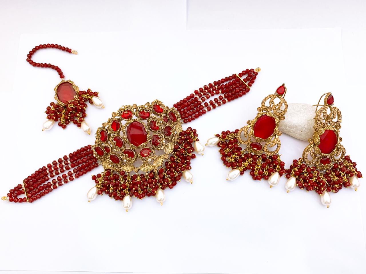 Choker Set