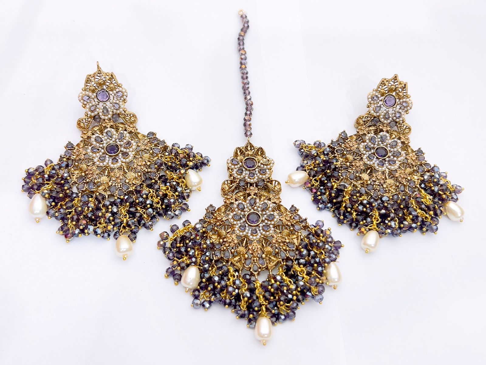 Earrings & Bindiya
