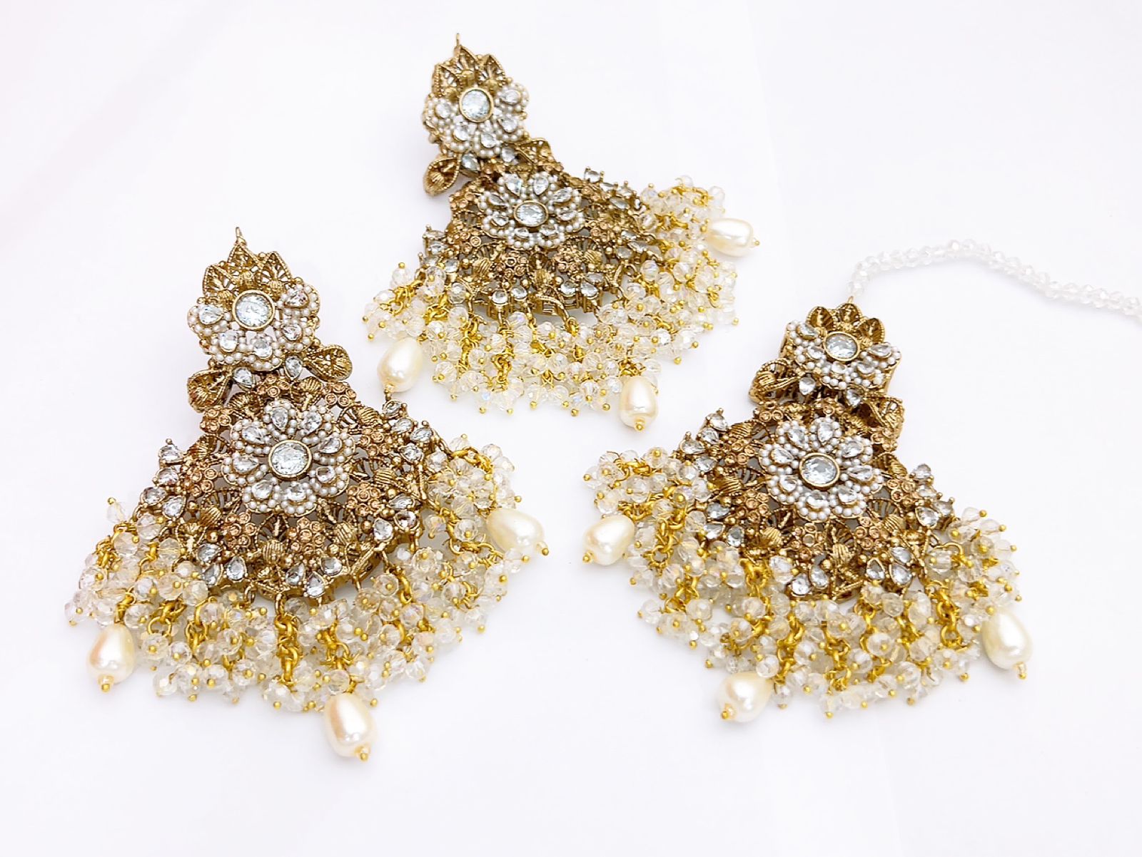 Earrings & Bindiya