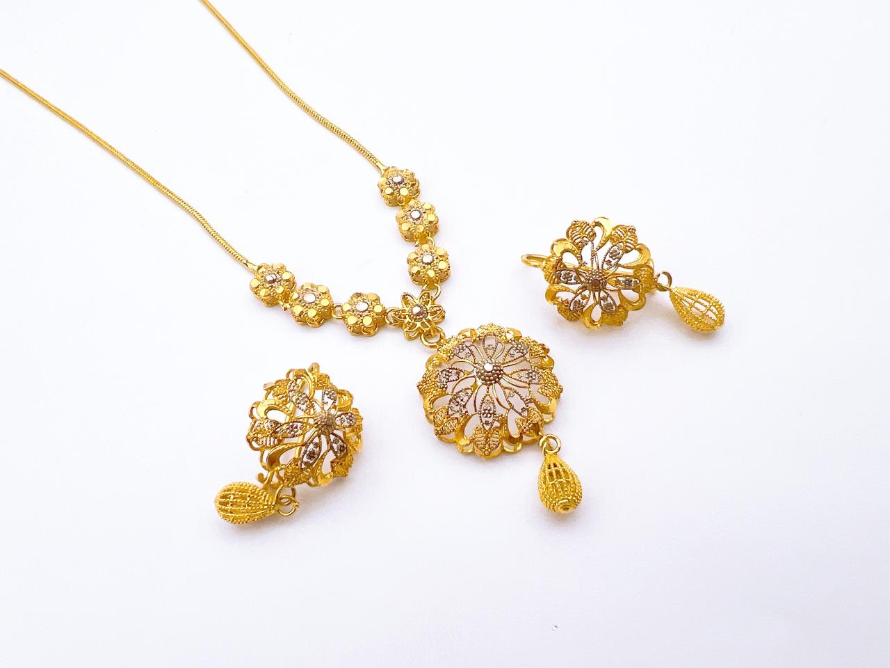 Rp Necklace Set