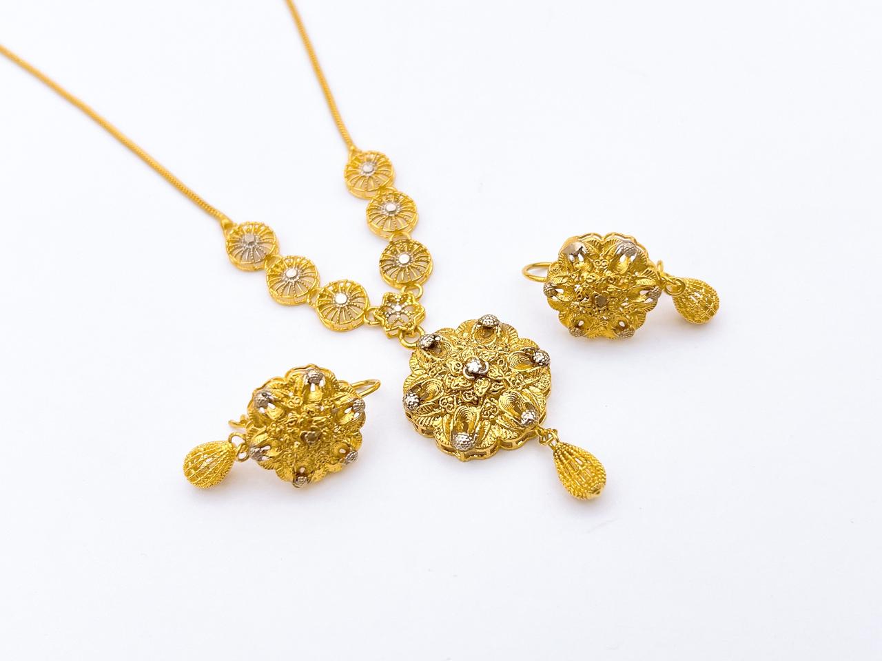 Rp Necklace Set