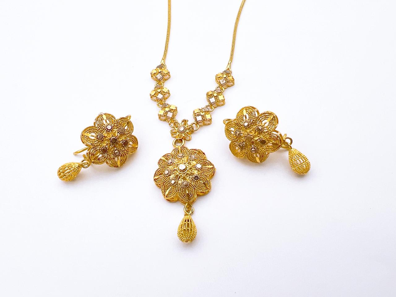 Rp Necklace Set