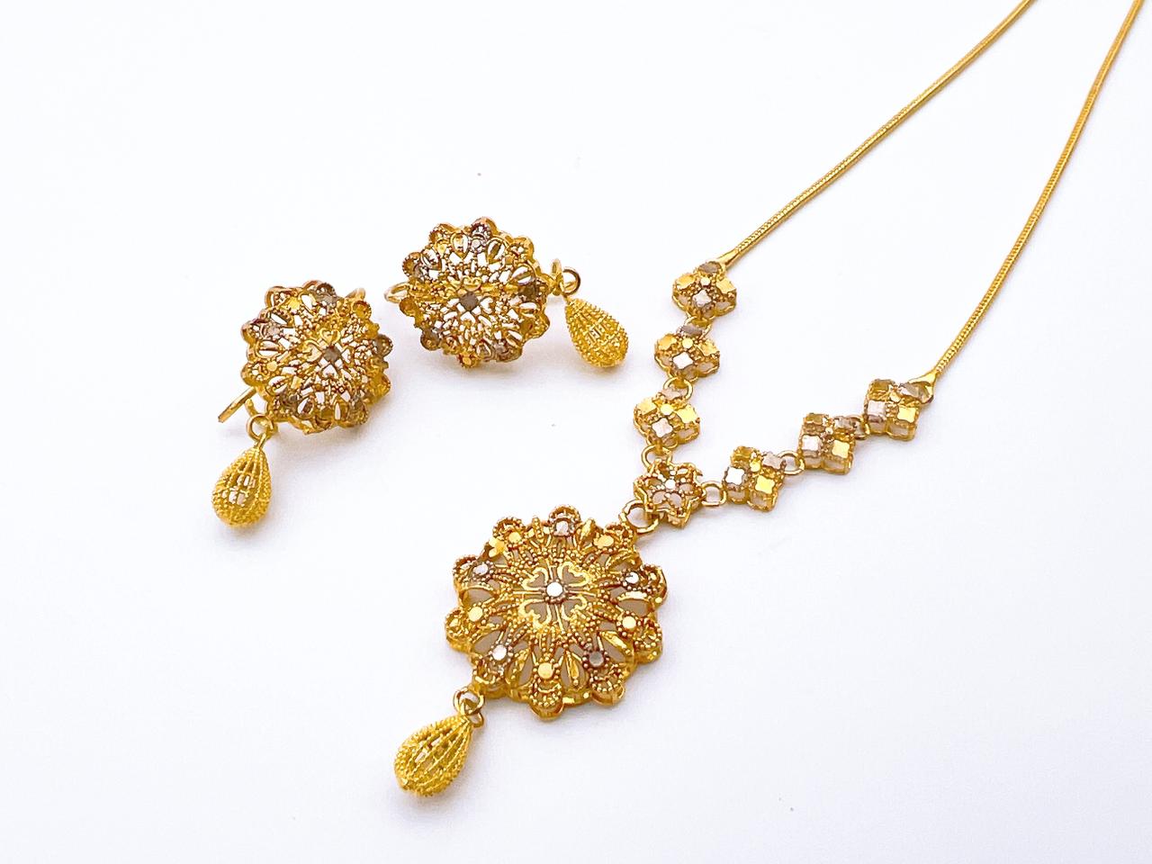 Rp Necklace Set