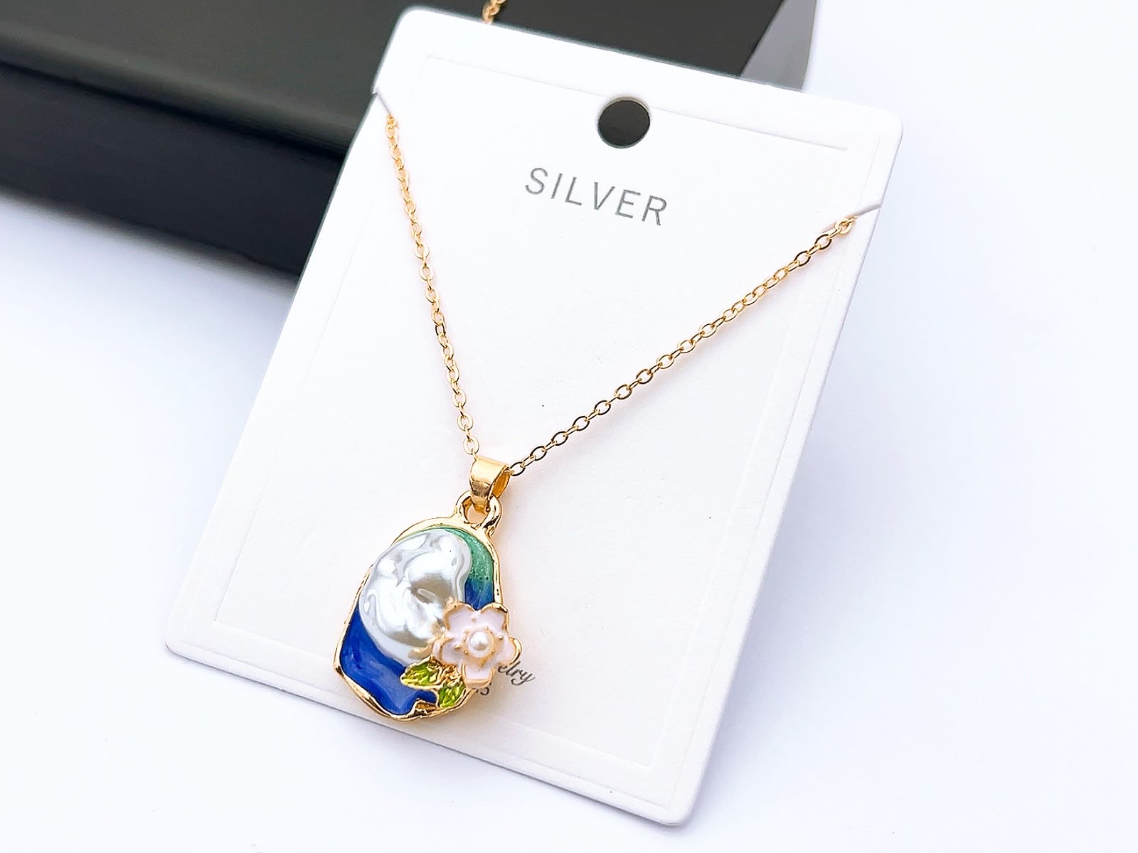 Locket 6 Pieces pack