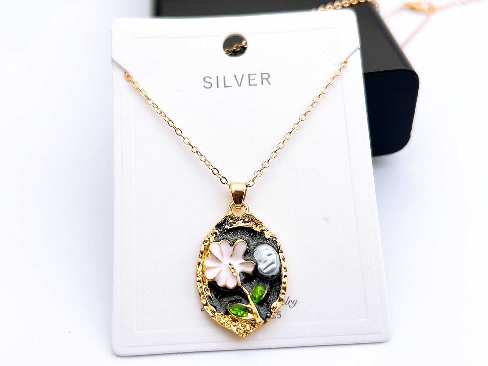 Locket 6 Pieces pack