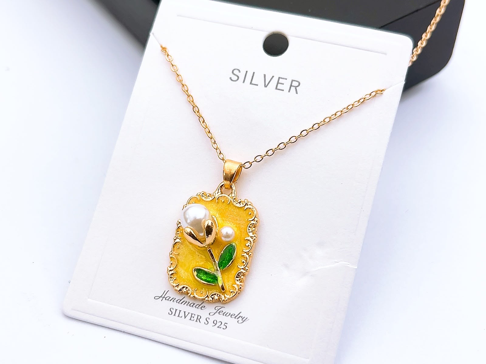 Locket 6 Pieces pack