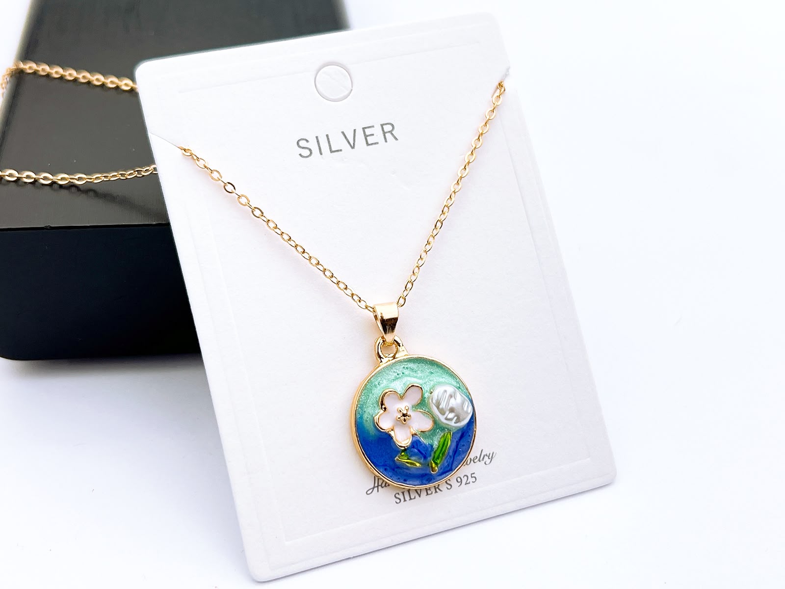 Locket 6 Pieces pack