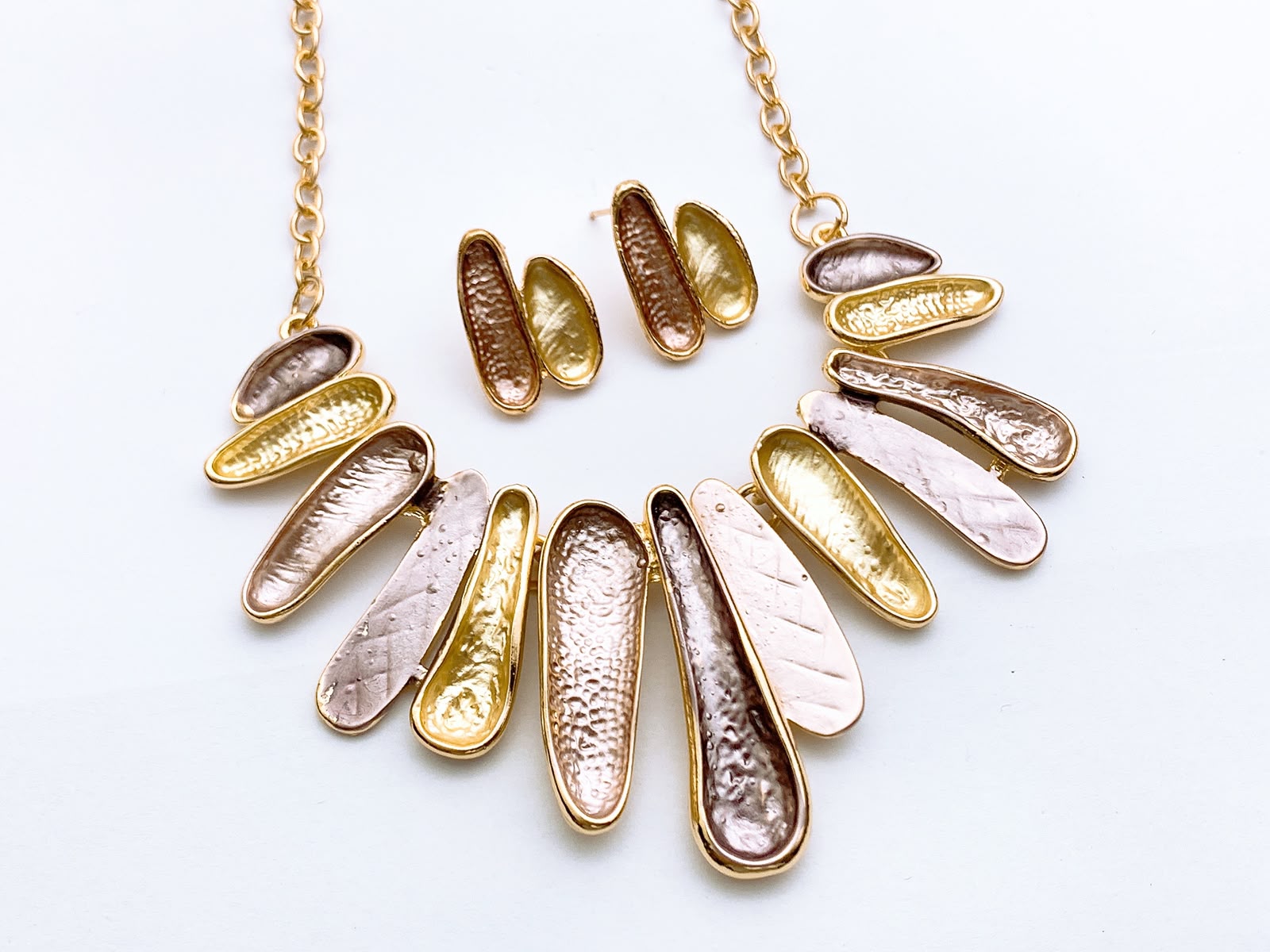 Necklace Set