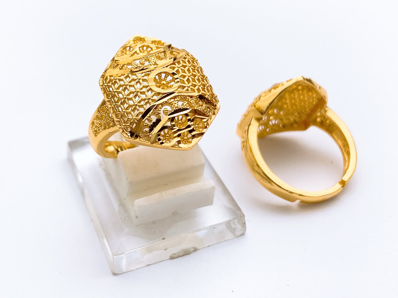 Ring