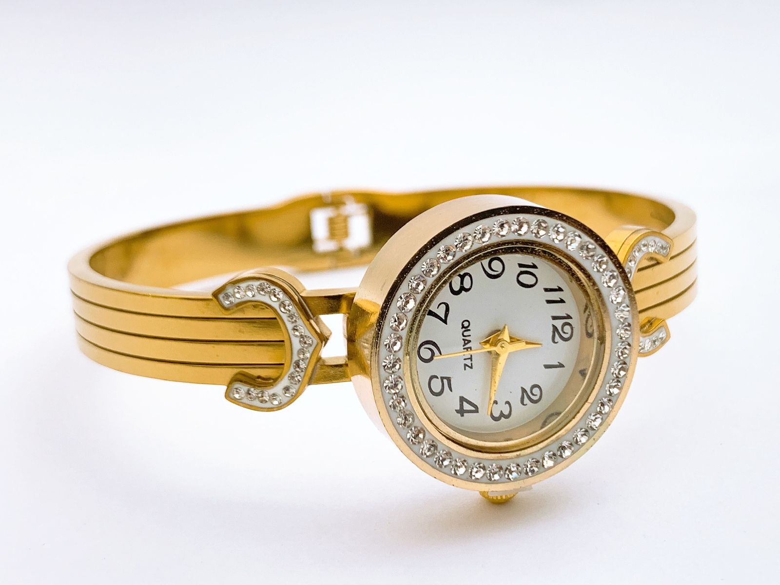Hand-Cuff