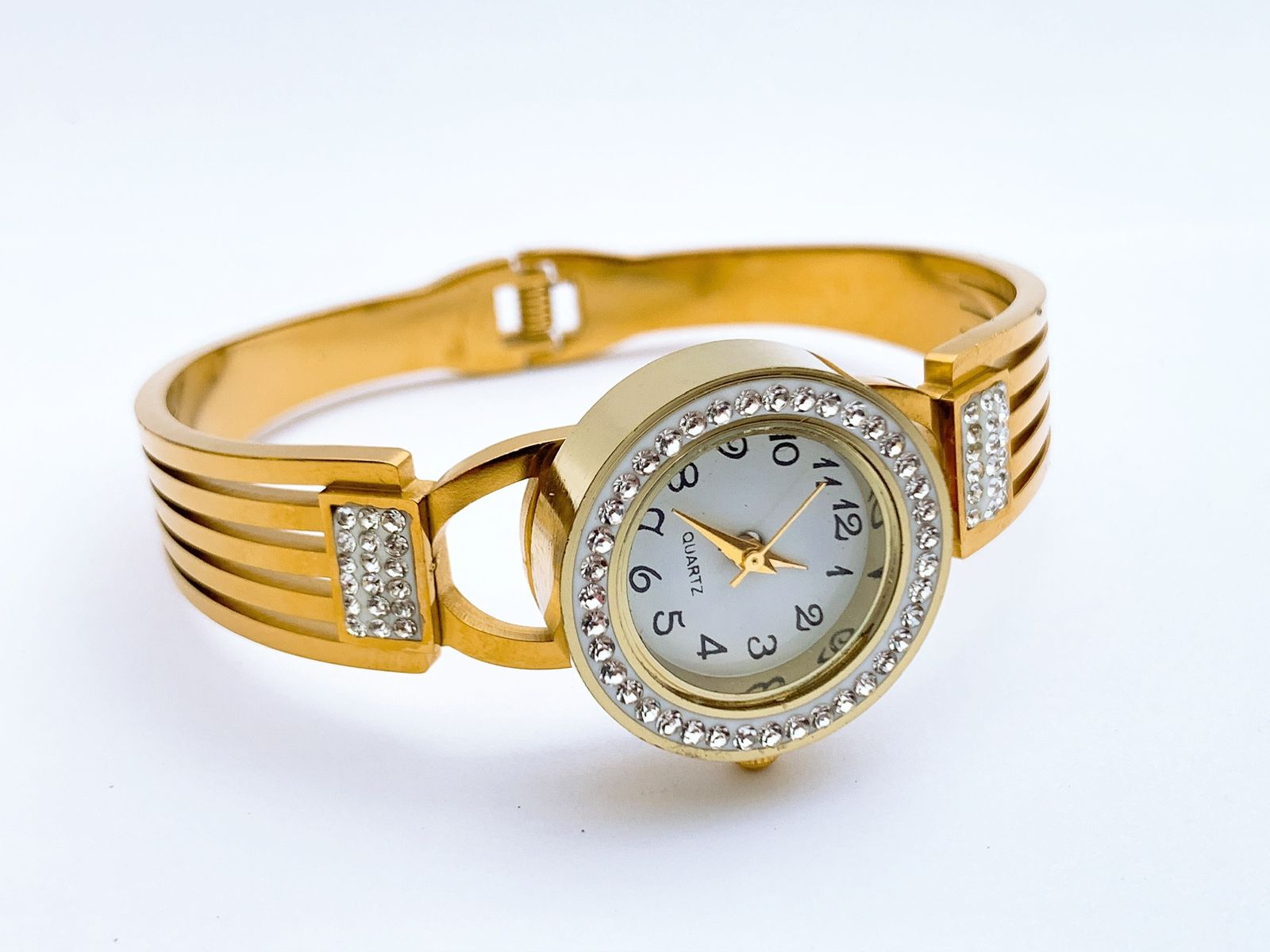 Hand-Cuff