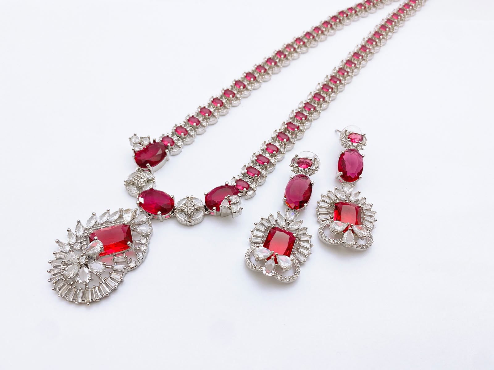 Necklace Set