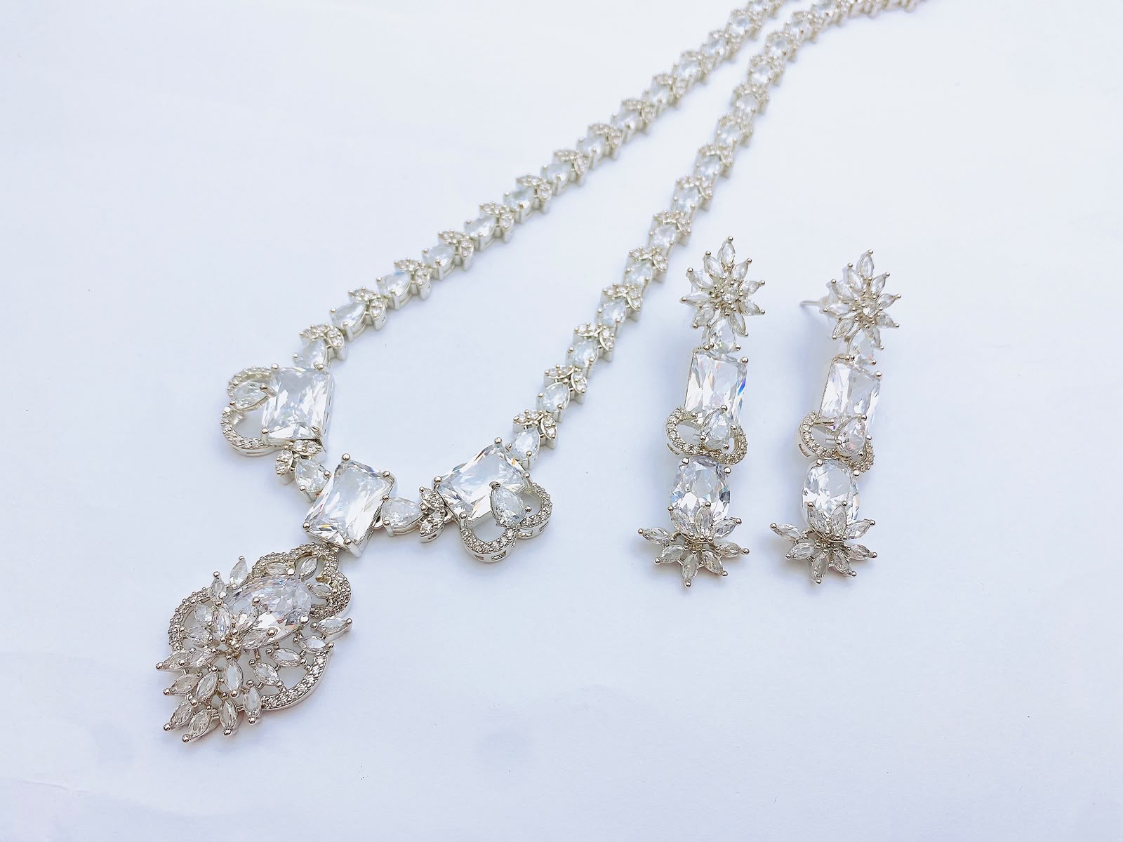 Necklace Set