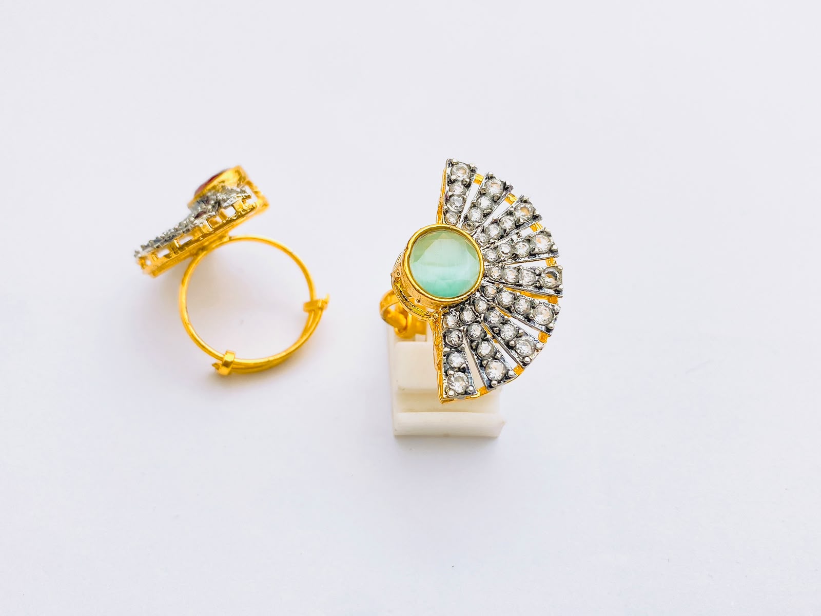 Ring